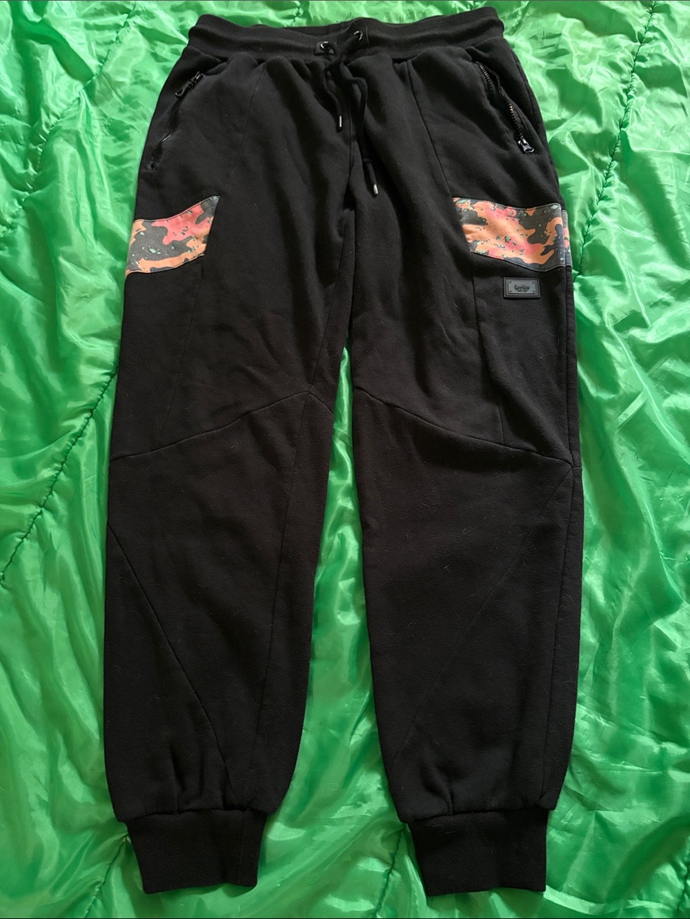 Uni sex cookies Black Jogger Sweatpants Orange Camo zipper pocket - large